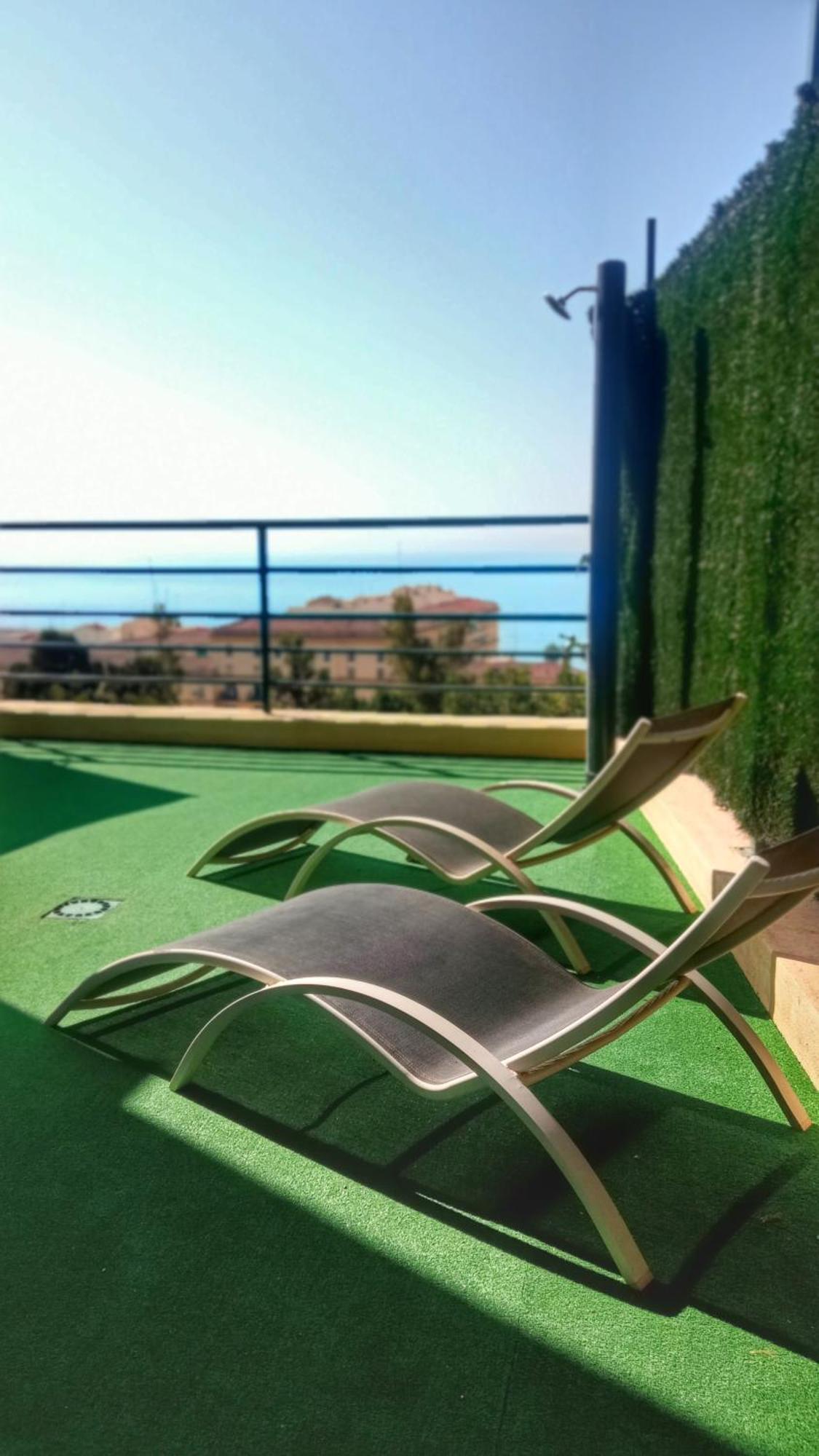 Sunshine Apartments Vistas Al Mar Málaga Eksteriør billede